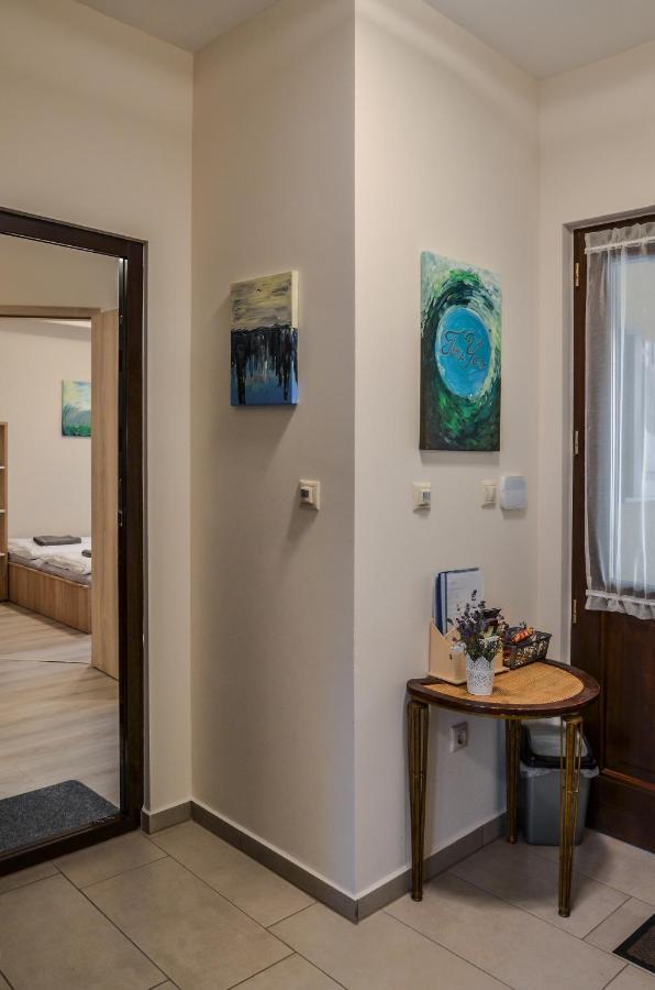 For You Apartmanok Эгер Экстерьер фото