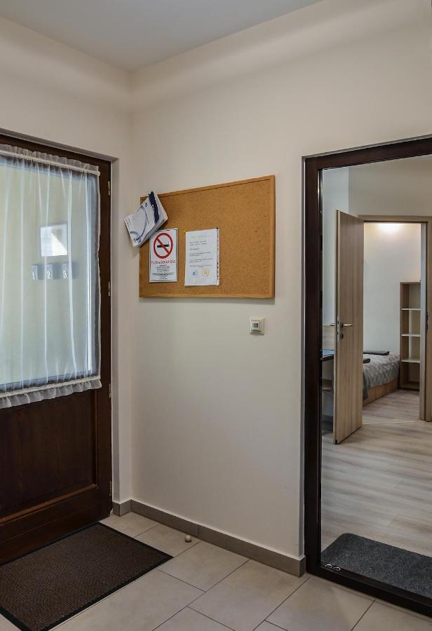 For You Apartmanok Эгер Экстерьер фото